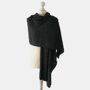 Schal 60x190cm Schwarz aus 100% feinster Merinowolle